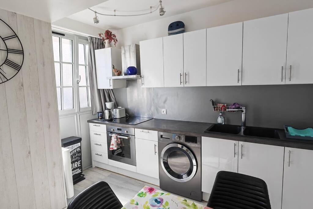 Appartement Cosy 2 Pieces Hyper Centre Rochefort  Exterior foto